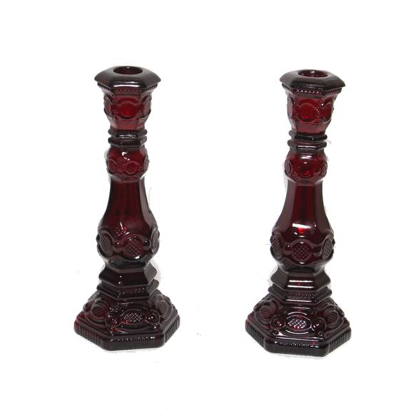 Vintage Avon 1876 Cape Cod Collection Ruby Red Glass Candlestick Pair EMPTY - Picture 1 of 6